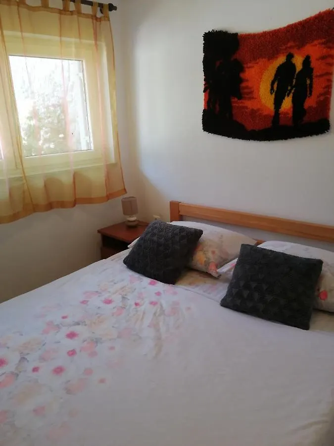 Ledenice Apartman Jurja 0*,  קרואטיה